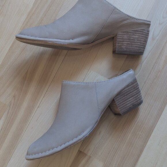 Clarks Spiced Isla Mules (8.5) - Picture 3 of 8